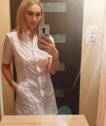 Со мной ты окунешься в мир страсти, нежности и наслаждения. Будь уверен, что я с легкостью разожгу твое желание и удовлетворю все сокровенные фантазии. Я опытна и знаю, как доставить тебе незабываемое удовольствие.
💋 Мои услуги включают классический и эротический массаж, оральные ласки, глубокий минет и многое другое. Я понимаю, что каждый мужчина уникален, поэтому готова принять твои особые пожелания. Встреча со мной станет настоящим праздником для тебя.
🌟 У меня множество положительных отзывов от довольных клиентов - они говорят о моей высокой профессиональности и непревзойденной красоте. Посмотри на мои фото и убедись сам!
📍 Жду тебя в Москве, чтобы подарить тебе незабываемые мгновения нашей встречи. Не упускай возможность испытать настоящий кайф со мной. Звони прямо сейчас и ты не пожалеешь! 💋 Галина