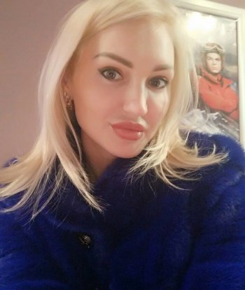 Со мной ты окунешься в мир страсти, нежности и наслаждения. Будь уверен, что я с легкостью разожгу твое желание и удовлетворю все сокровенные фантазии. Я опытна и знаю, как доставить тебе незабываемое удовольствие.
💋 Мои услуги включают классический и эротический массаж, оральные ласки, глубокий минет и многое другое. Я понимаю, что каждый мужчина уникален, поэтому готова принять твои особые пожелания. Встреча со мной станет настоящим праздником для тебя.
🌟 У меня множество положительных отзывов от довольных клиентов - они говорят о моей высокой профессиональности и непревзойденной красоте. Посмотри на мои фото и убедись сам!
📍 Жду тебя в Москве, чтобы подарить тебе незабываемые мгновения нашей встречи. Не упускай возможность испытать настоящий кайф со мной. Звони прямо сейчас и ты не пожалеешь! 💋 Галина